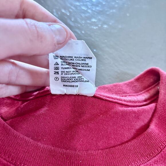 Vintage Rugged Earth Outfitters Red Fishing Graphic Tee Shirt Large - Picture 9 of 9